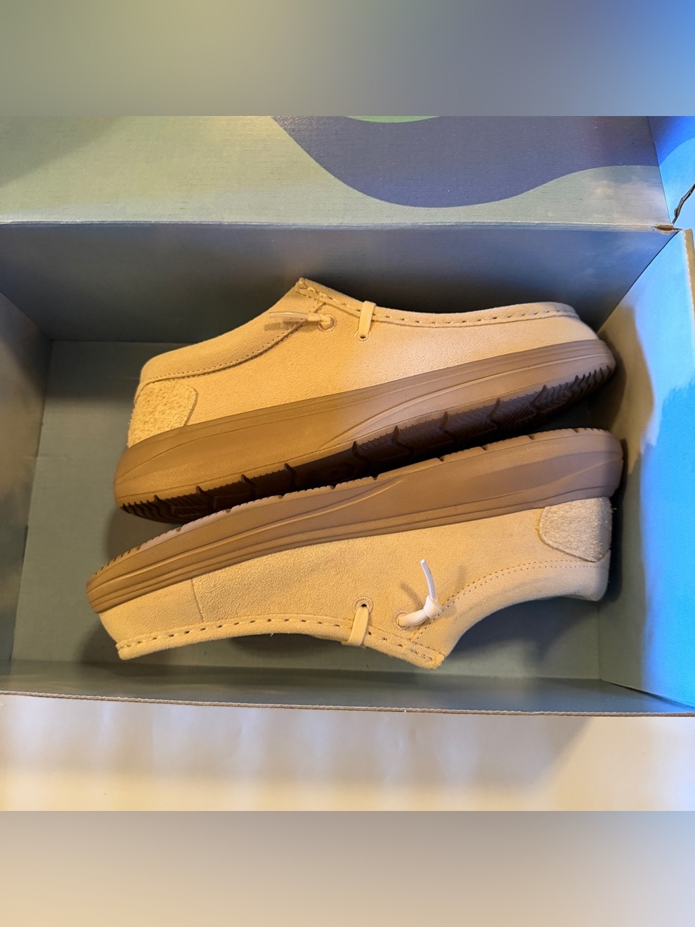 HeyDude Women's Wendy Comfort Suede shoes